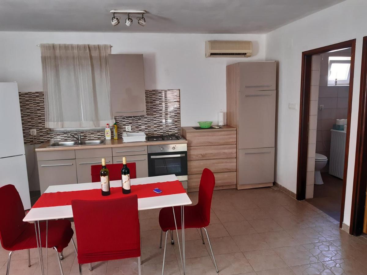 Lave II Cozy House Villa Liznjan Luaran gambar