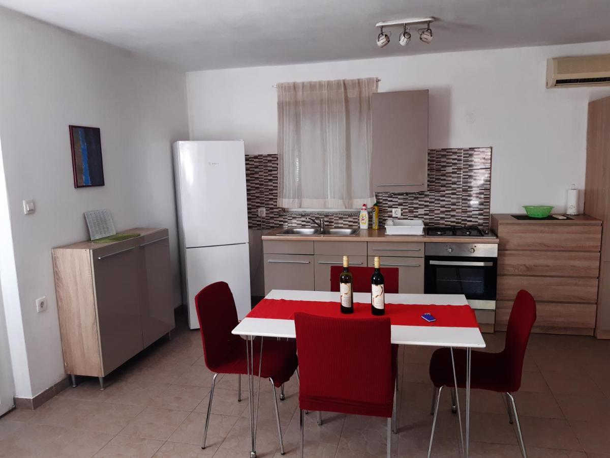 Lave II Cozy House Villa Liznjan Luaran gambar